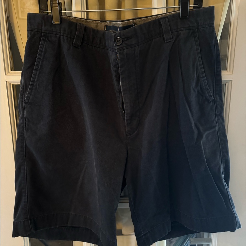 Nautica Clipper Relax Fit Shorts. 35 waist. Pre-owned excellent condition.